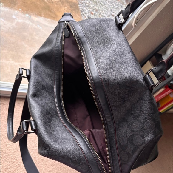 Black Leather Men's Bag - Picture 5 of 7